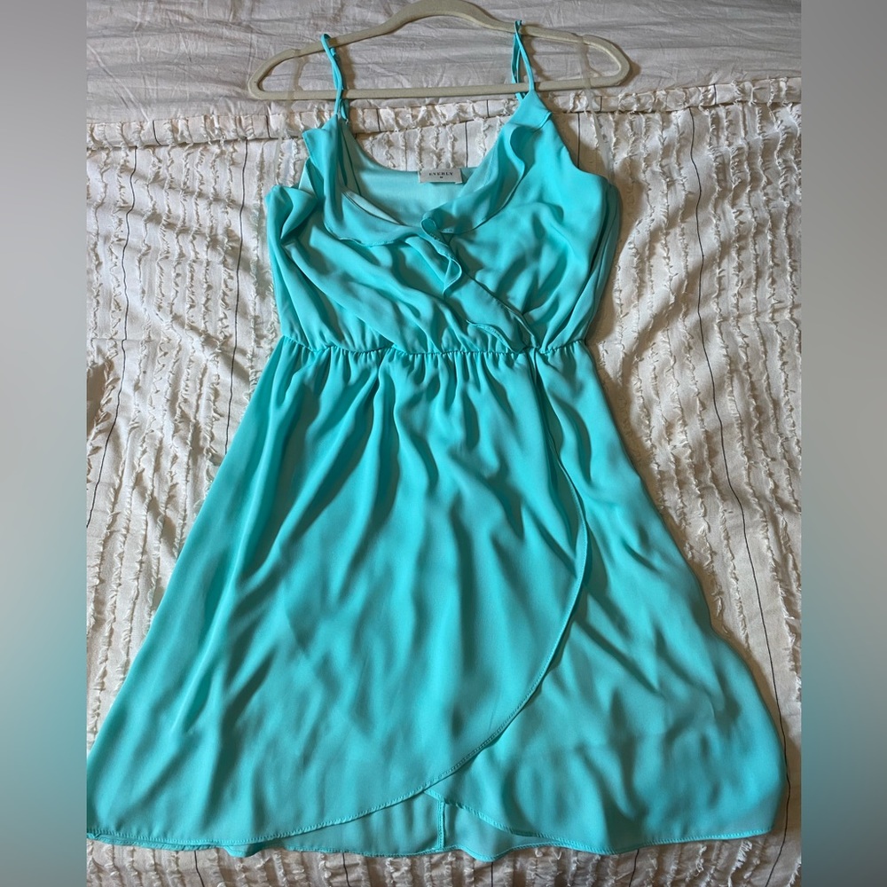 NWOT Everly Teal Dress